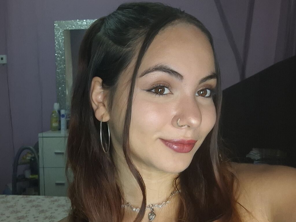 LovlyArtemis's